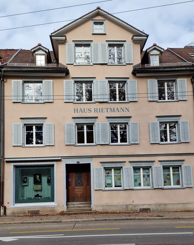 Rorschacher Strasse 11 - November 2025         Ehemals Fotoatelier Rietmann